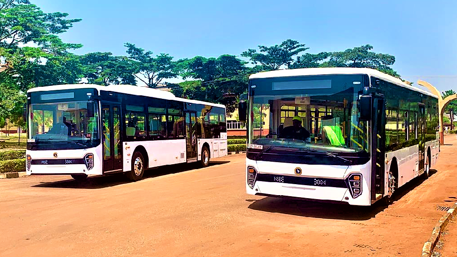 Kira Electronic buses